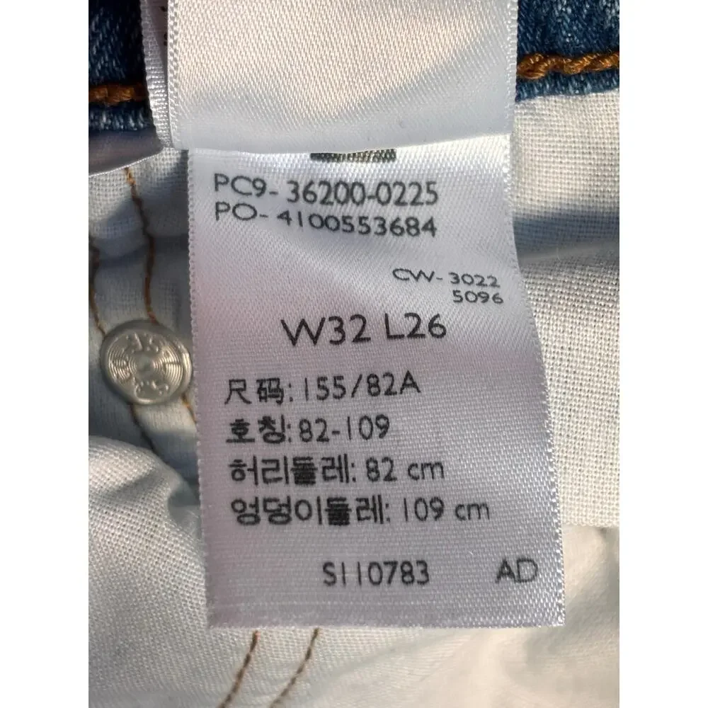 Levi’s 501 Original Fit Jeans 32 Inch Waist L26 Medium Wash Straight Leg Classic